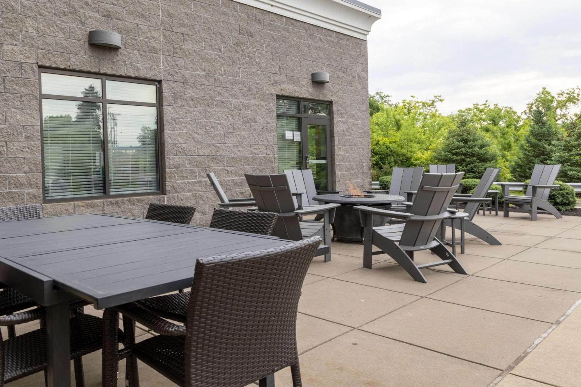 Hampton Inn & Suites North Huntingdon-Irwin, Pa Exterior photo